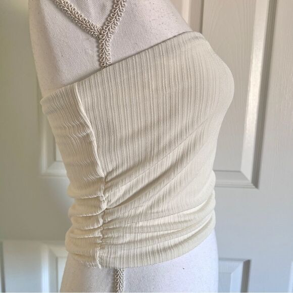 Naked Wardrobe Stretchy The Tube Crop Top Off White XL (fits L better) NWT - Picture 4 of 7